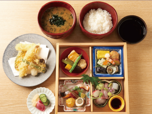 キッチンスタッフ【日本の旬の味 百膳】（ID：1521）の画像１