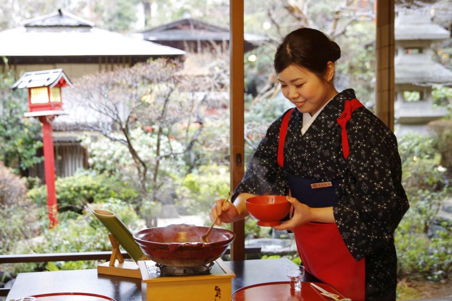 正）サービス・ホールスタッフ｜季節の味覚を楽しむとうふ料理【とうふ屋うかい 鷺沼店】（ID：4630）の画像２